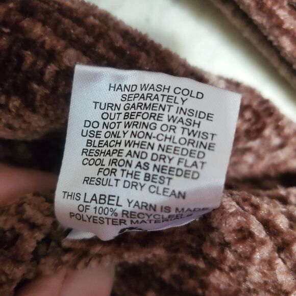 Brown~Velour~Ribbed~Long Sleeved~Half Zipper~Short~Sweater~Pink Rose~Size Medium - Picture 6 of 12